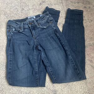 PAIGE Denim Verdugo Ultra Skinny Jeans Quinnley  Blue Size 24